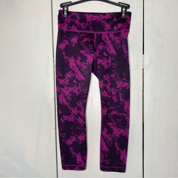 lululemon athletica Pants - Lululemon crop leggings size 4